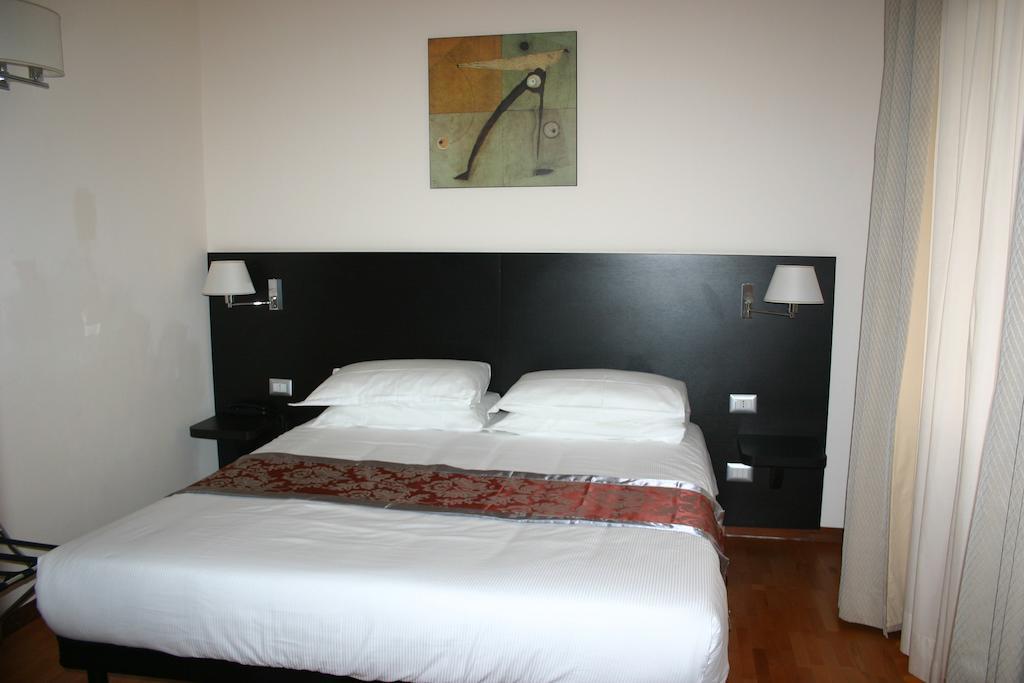 רומא Regal Park Hotel חדר תמונה