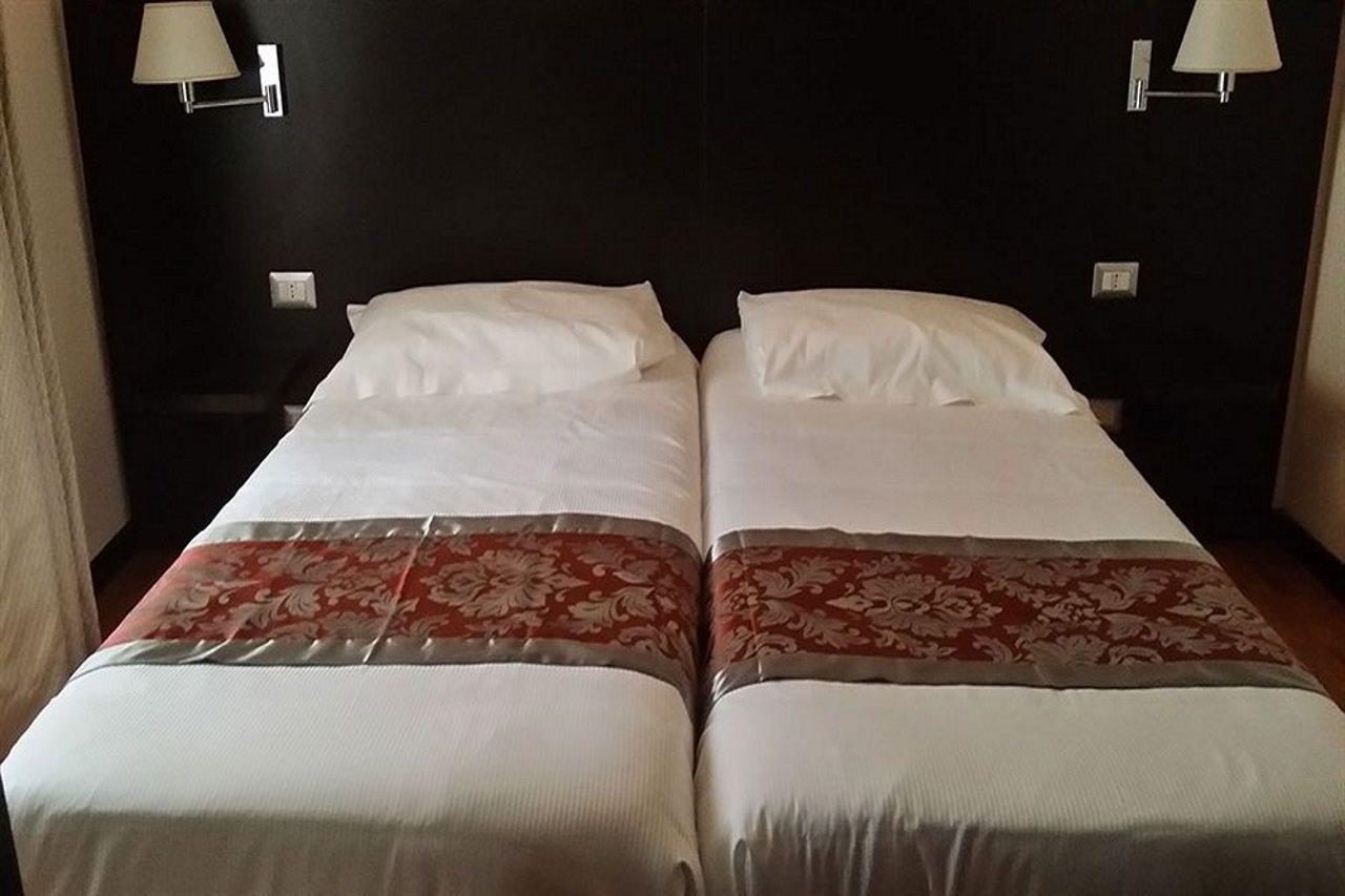 רומא Regal Park Hotel מראה חיצוני תמונה
