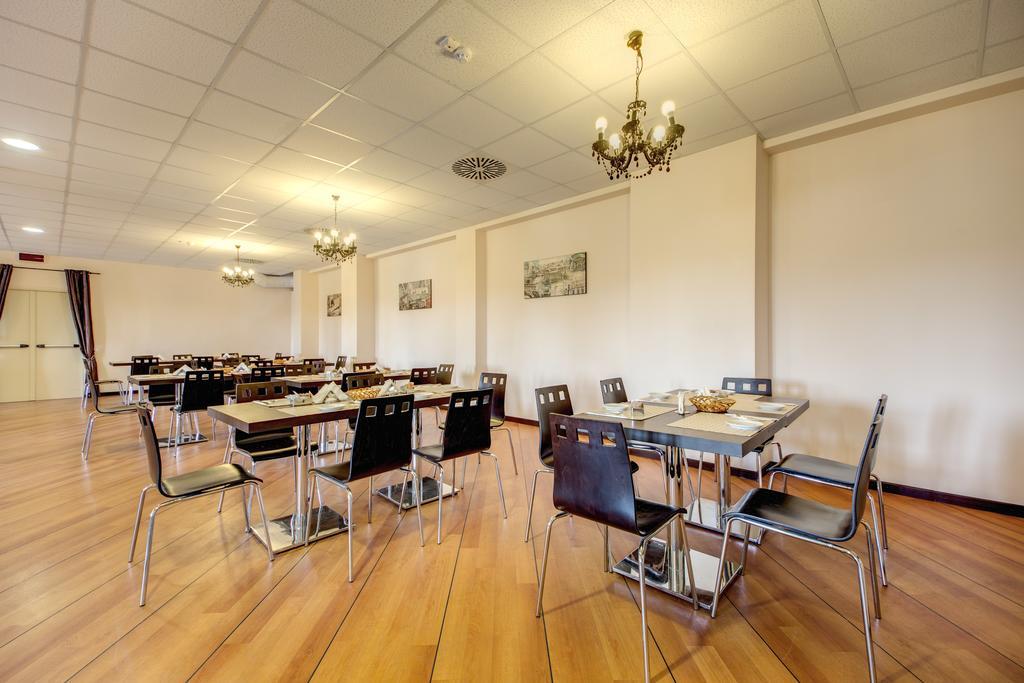 רומא Regal Park Hotel מראה חיצוני תמונה